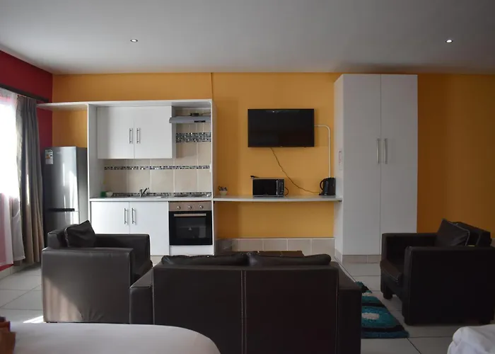 Margate Beach Lodge