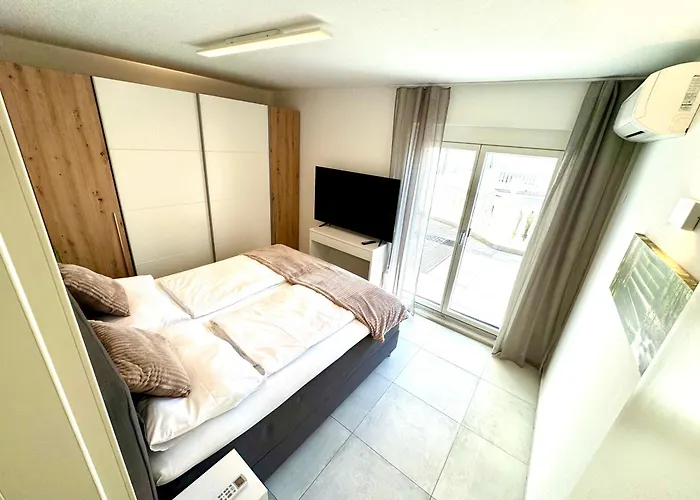 Spa-Residenz Apartments Pools Indoor & Outdoor, Private Garden Or Balcony Or Terrace