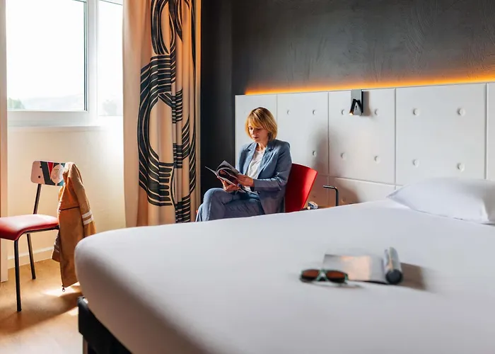 Contact Hotel Solana, Niort Mendesfrance