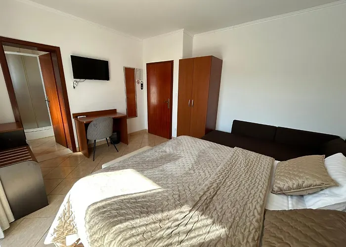 Hotel Vila Tina