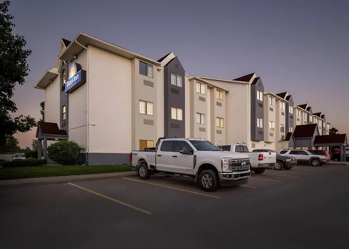 Days Inn By Wyndham Near Kansas Speedway