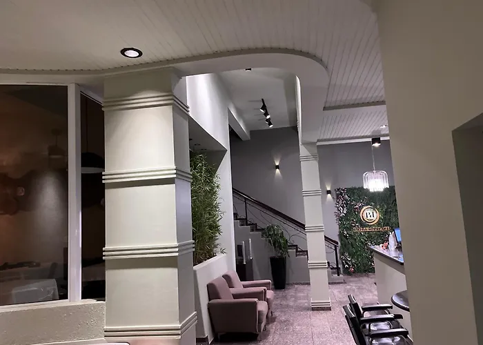 Primum Palace Hotel