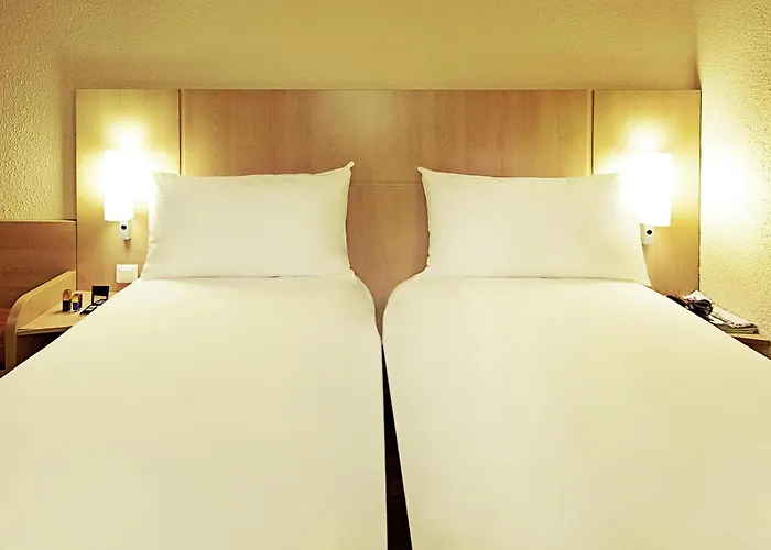 Ibis Calais Car Ferry Hotel