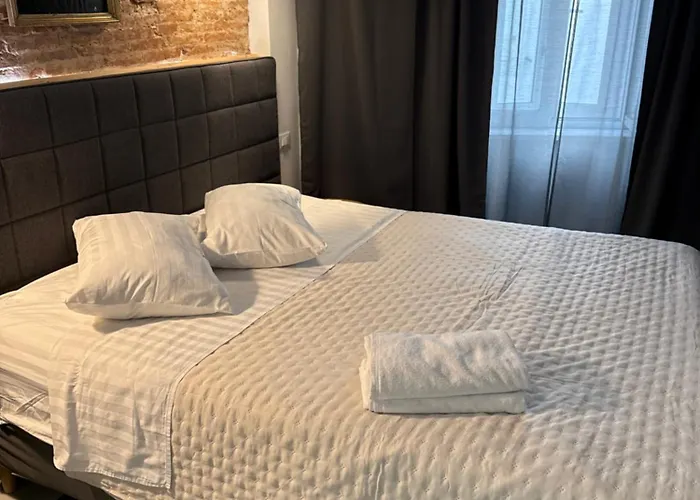 Apartments Kremenic