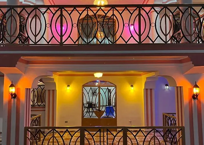 La Belle Hotel