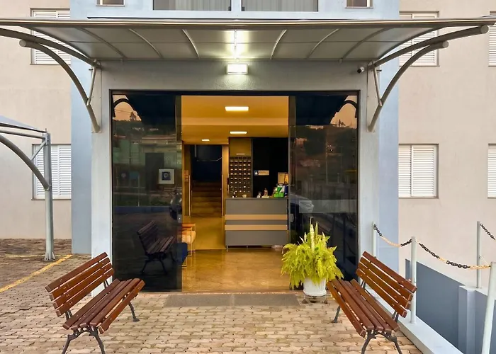 Ribs Hotel