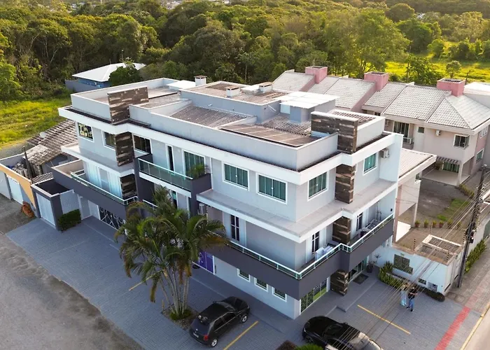 Apartamento aconchegante próximo ao mar em Itapoá