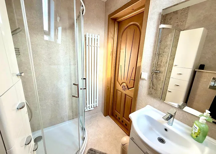 Nowa Gran - Apartamenty I Pokoje Goscinne