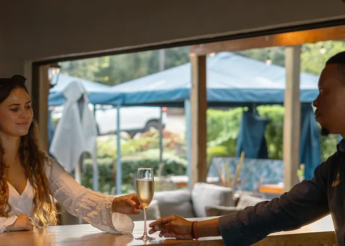 Casterbridge Hollow Boutique Hotel