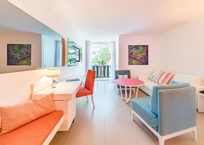 La Creole Beach Hotel & Spa