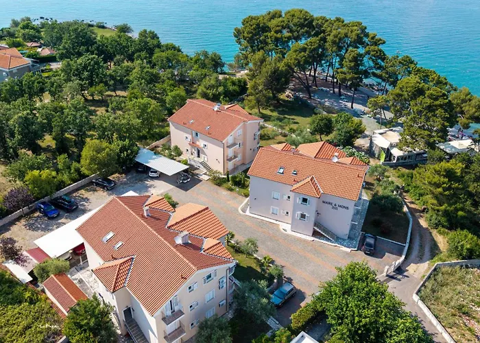 Mare & Mons Seafront Apartments