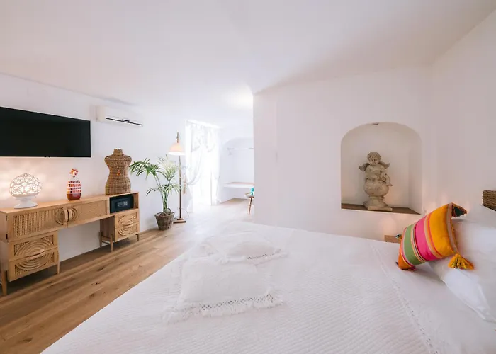 Villa Mary Suites