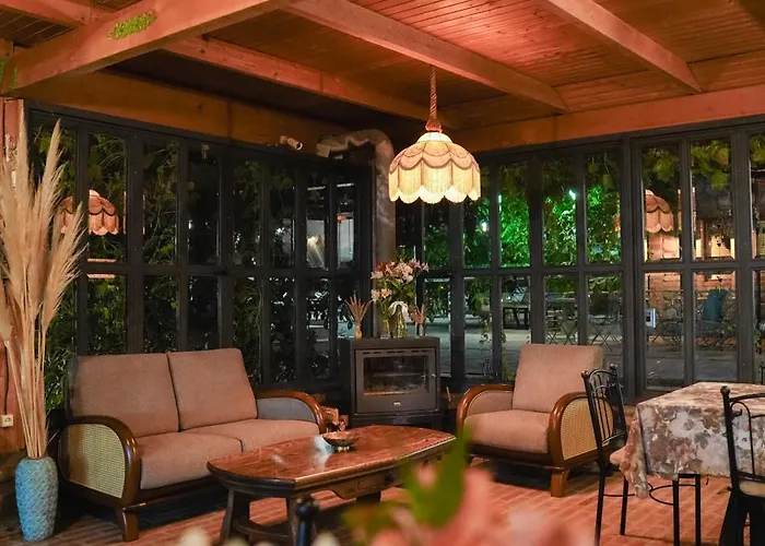 Hotel & Wine Cellar Arge