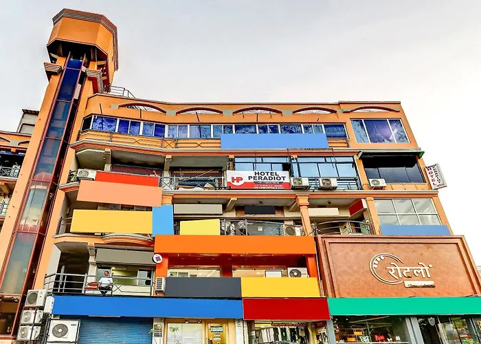 Hotel O The Grand Peradiot