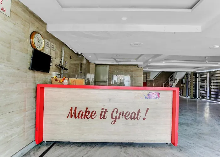 Hotel O Blue Diamond Near Jahangirpuri Metro Station
