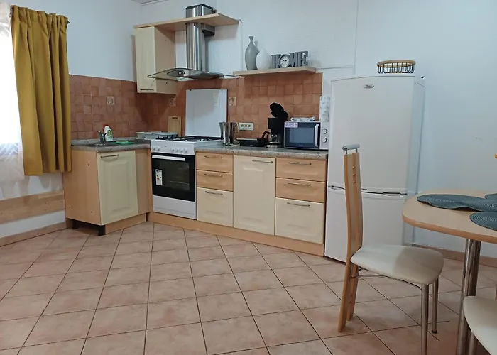 Apartmani Delas