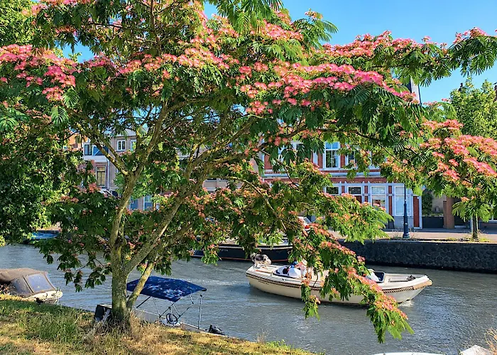 Canal House Haarlem