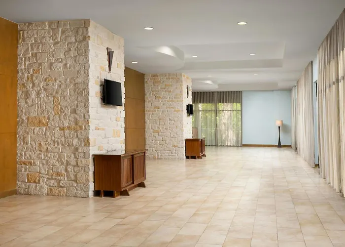Courtyard By Marriott New Braunfels River Village