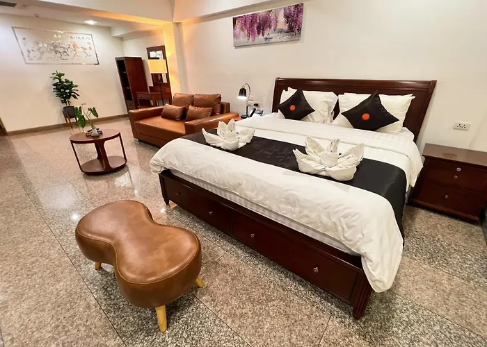 Cha Li'S Family Hotel&Hostel