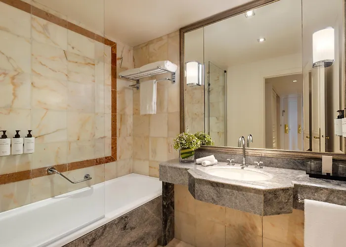 Intercontinental Chantilly Chateau Mont Royal By Ihg