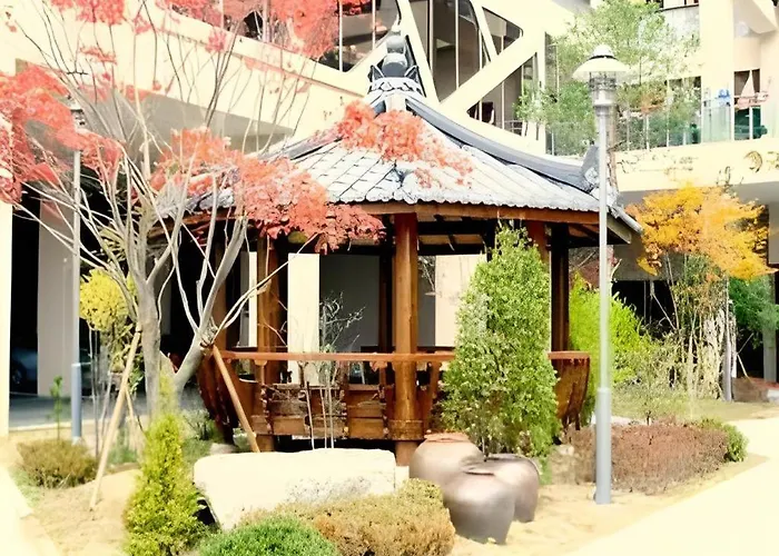 Richell Hotel