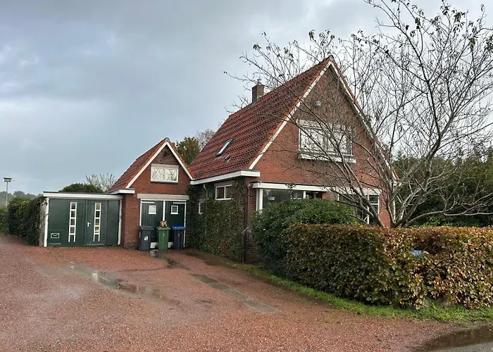 Oude kruidenierswoning nabij natuurbad 1-9 pers