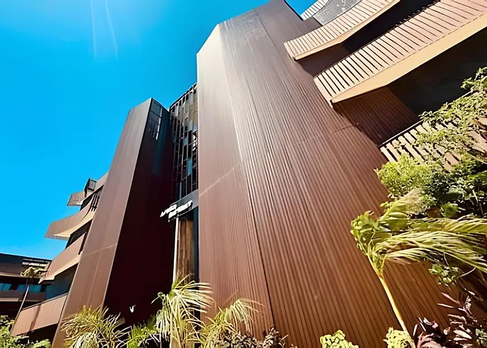 Jungle Guardian - Rooftop Pool & Beach Club