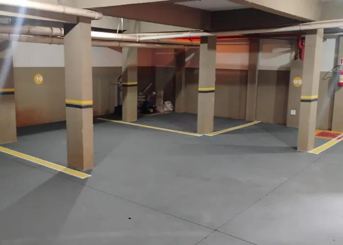 Edificio Hayannes - 01 Quarto - Cozinha - Banheiro - Garagem Coberta - Self Check in - Taxa Para Hospede Com Pets
