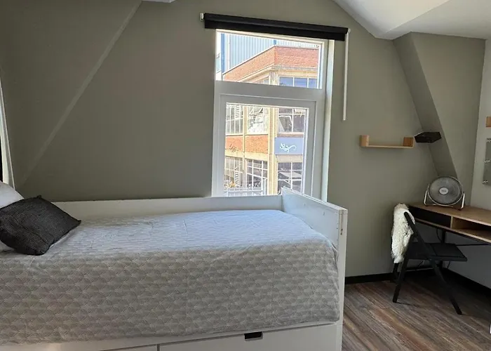 Comfortable, Cozy House 20 Min To Amsterdam