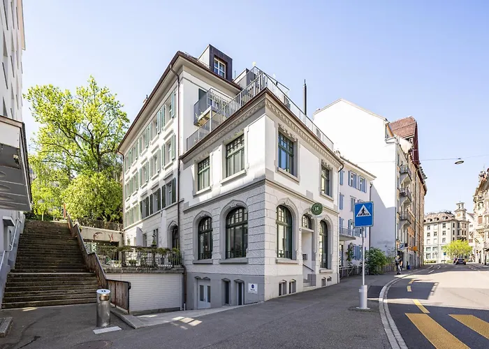 BLIV Exklusive Dachgeschosswohnung im Zentrum