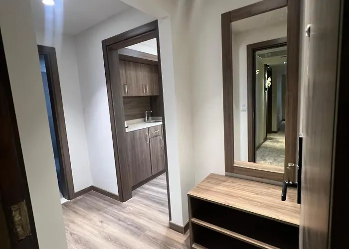 Lake Plaza Luxury Rooms
