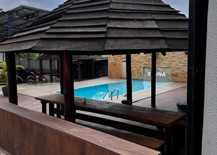 Plumas hotel
