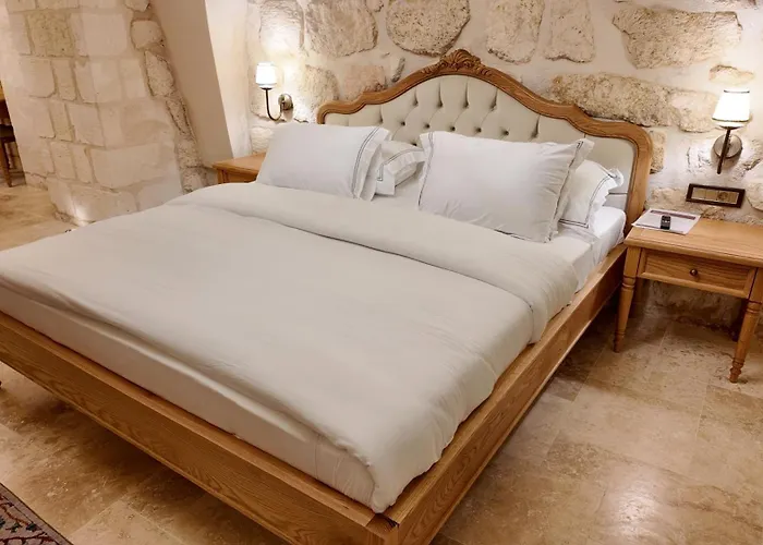 Shamas Hotel