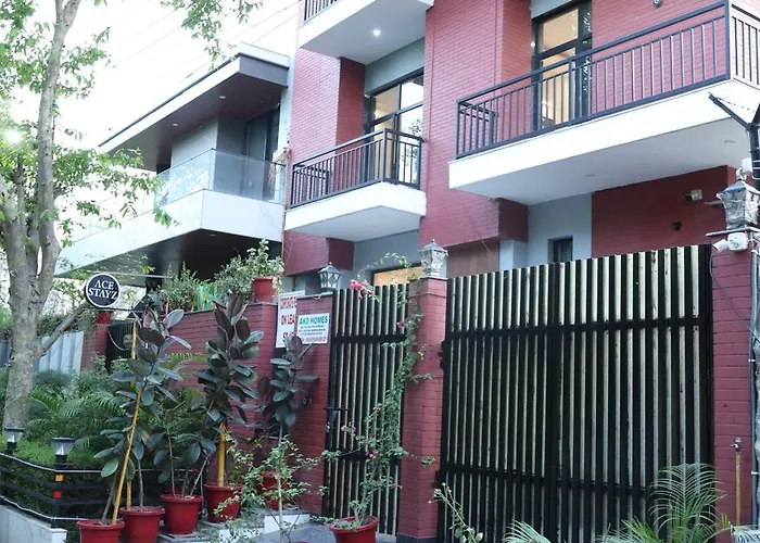 Ace Stayz - Boutique Hotel Near Dlf Mall Sector 45, Noida