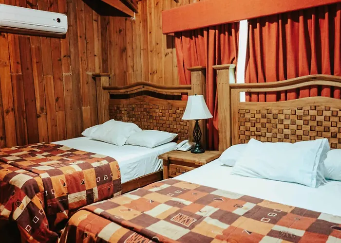 Cumbres Hotel Y Cabanas