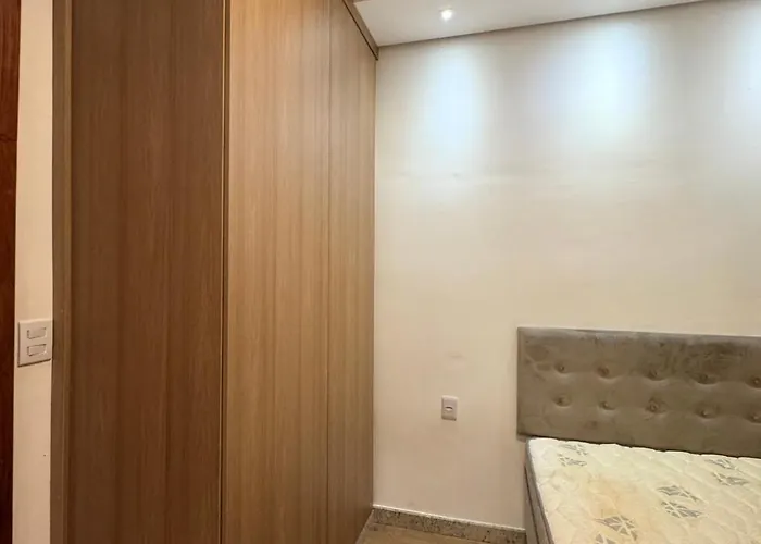 Studio Flat B