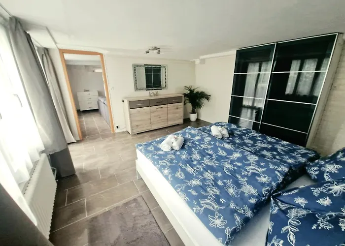 Chalet Bellevue Beautiful Waterfall View Private Garden & Free Parking