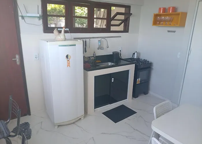 Apartamento 2 quartos térreo com passarela exclusiva para orla
