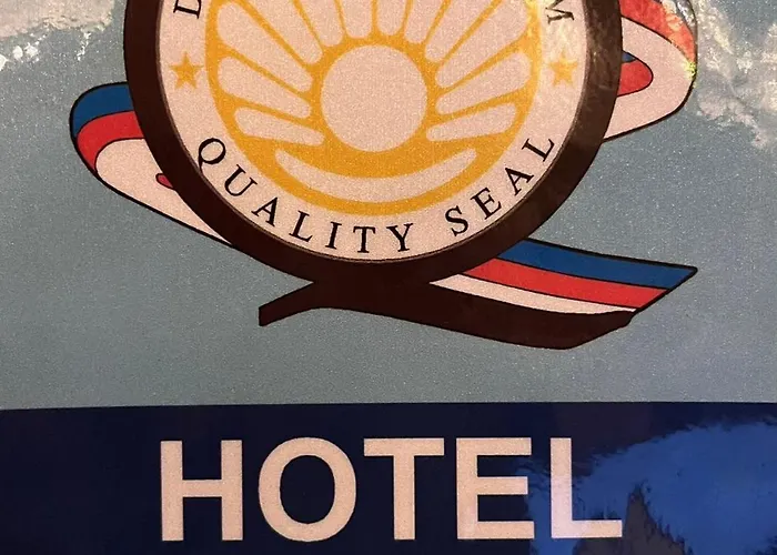 Mandarin Plaza Hotel