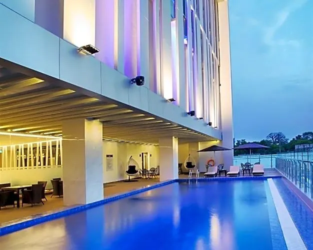 Golden Tulip Essential Makassar