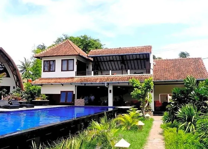 Oceans 5 Resort