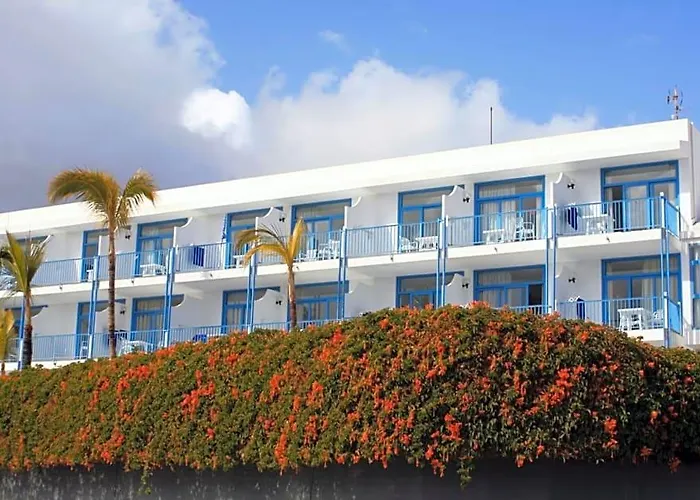 Costa Volcan