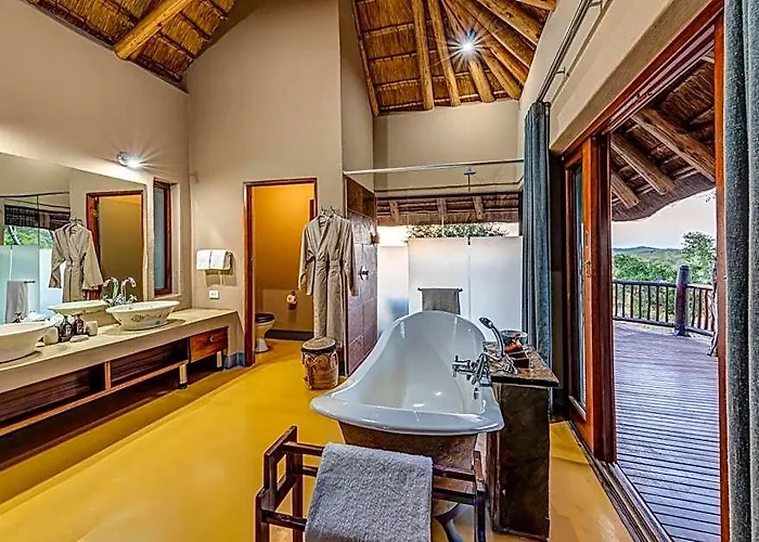 Etali Safari Lodge