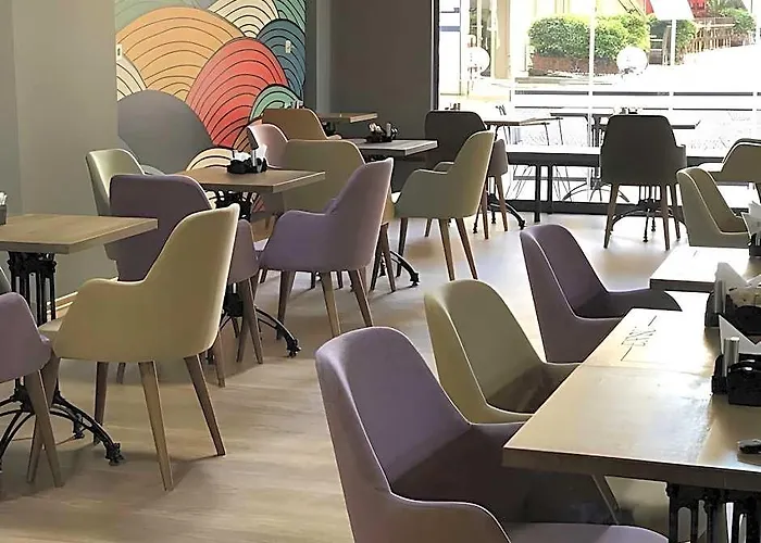 Ersu Hotel