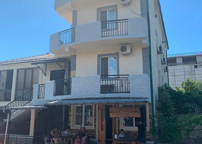 Cactus Hotel