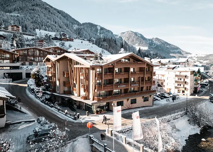 Hotel Cosmea - Your Dolomites & Honeymoon Experience St. Ulrich in Gröden