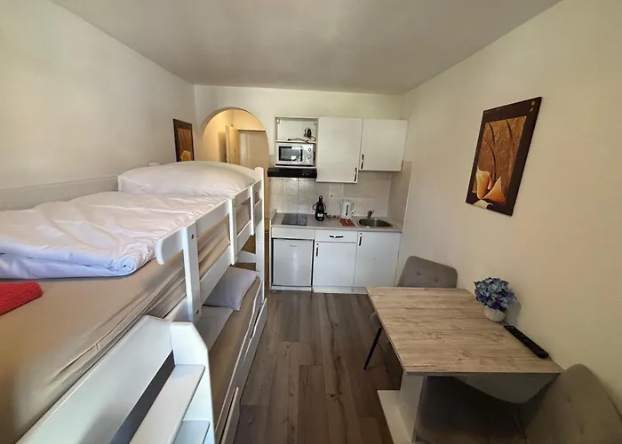 Haus zur Eiche Private 1 Zimmerstudios