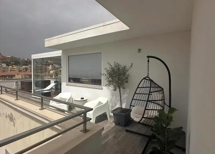 18 Dante Luxury Suites