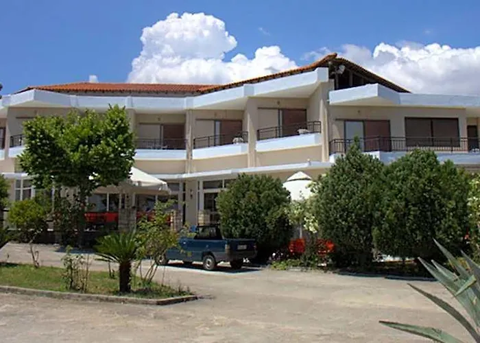 Pashos Hotel
