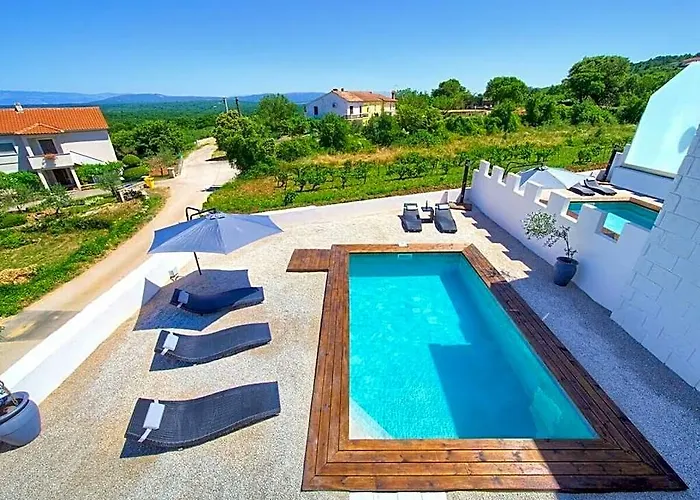 Imperia 3 Comfortable Holiday Residence